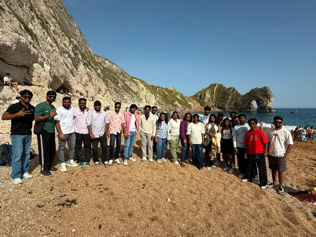 TravelBuddy Group at Durdle Door